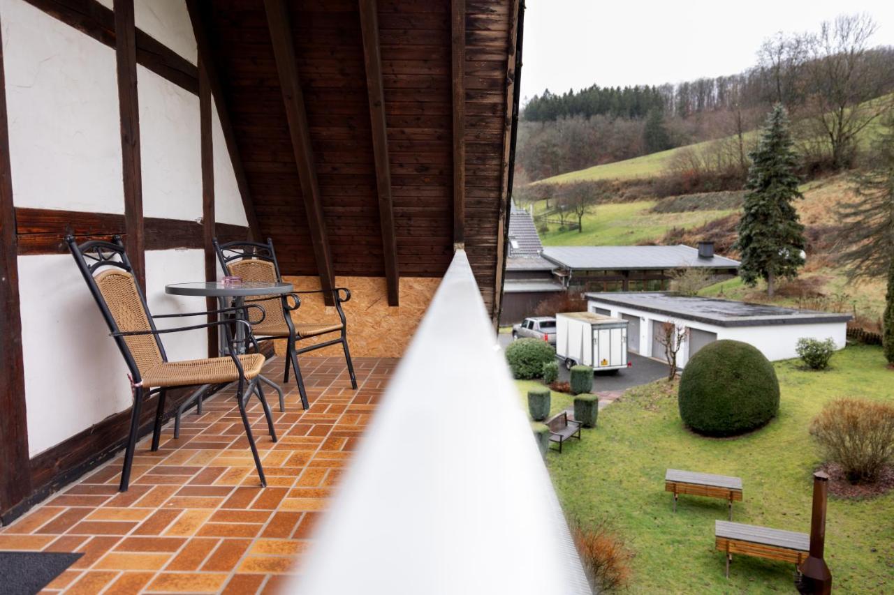 Hotel Tiefenhagen Sauerland Lennestadt Exterior foto