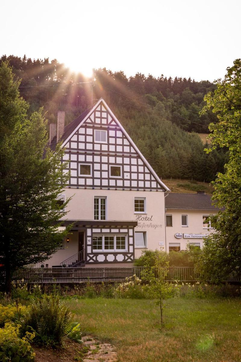 Hotel Tiefenhagen Sauerland Lennestadt Exterior foto